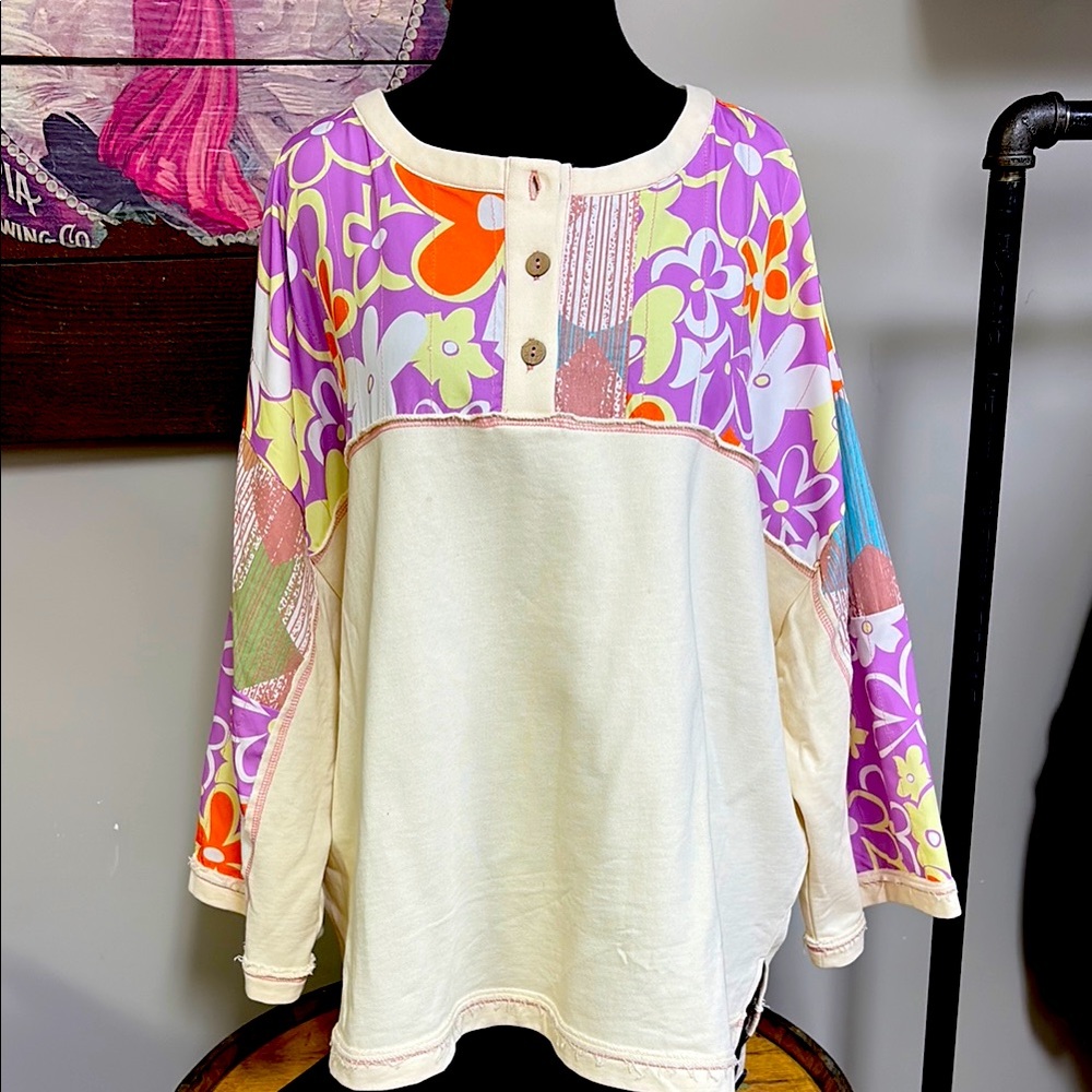 Easel Floral Patchwork Long Sleeve Top